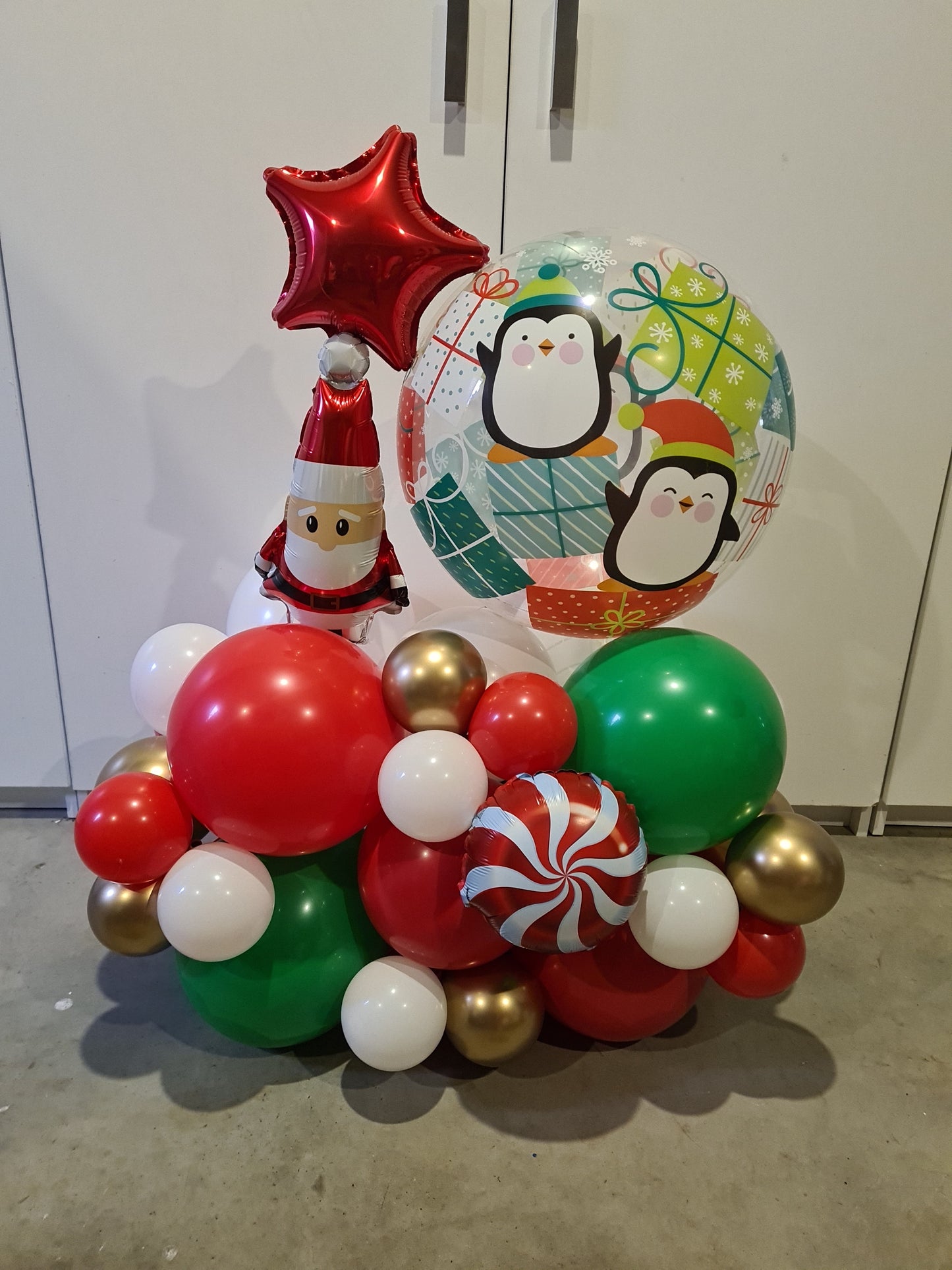 Mid size Christmas Balloon Arrangement