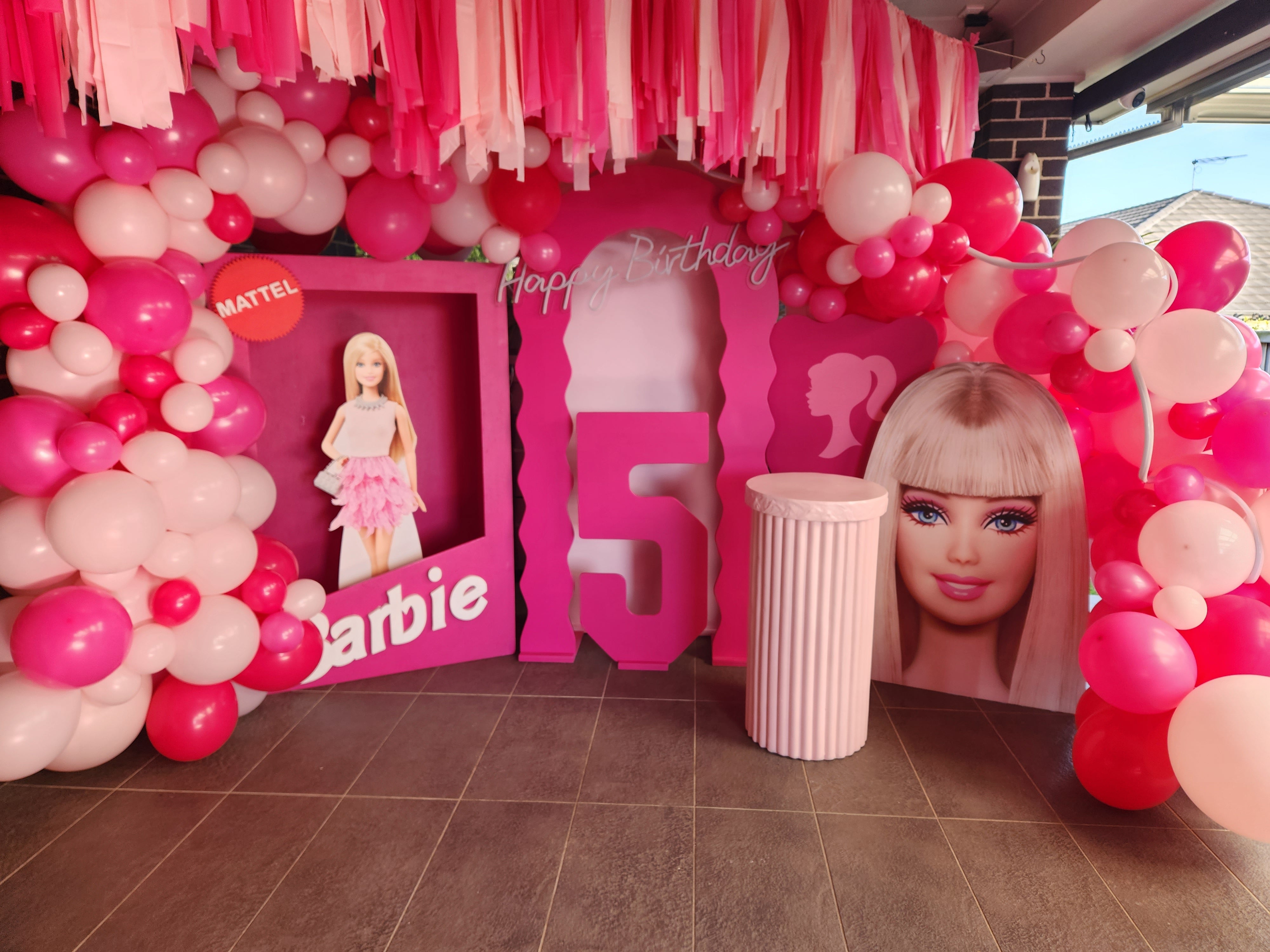 Pink Barbie Dreamhouse Party Decorations Barbie Dream Together