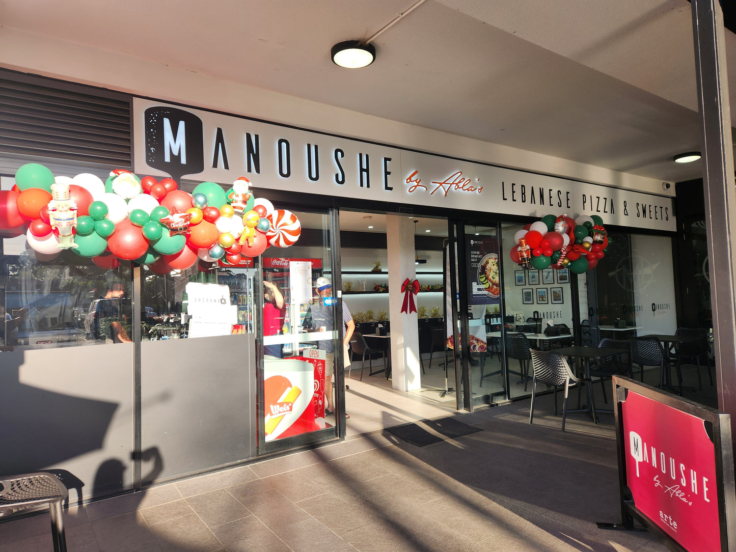 Christmas Balloon Garland