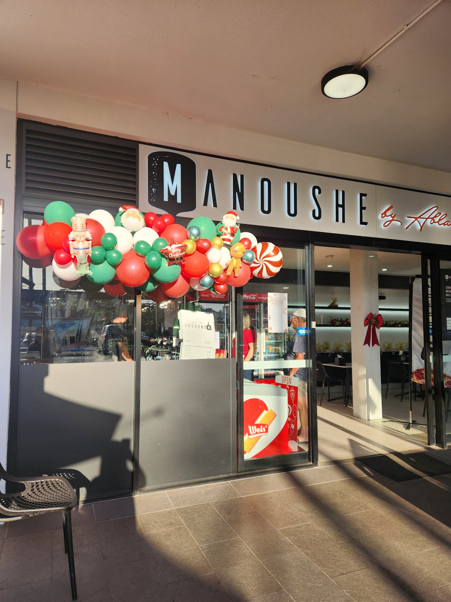 Christmas Balloon Garland