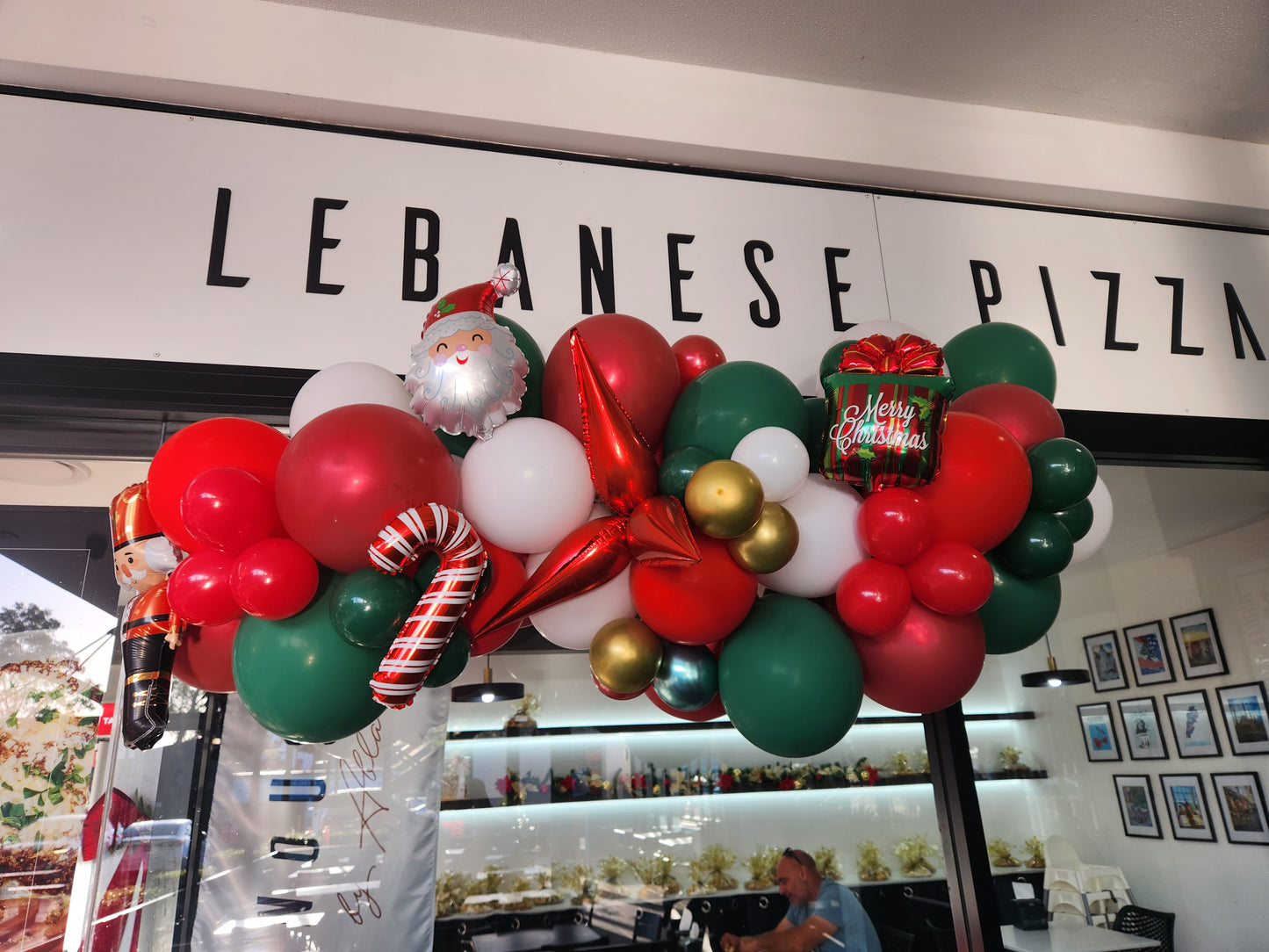 Christmas Balloon Garland