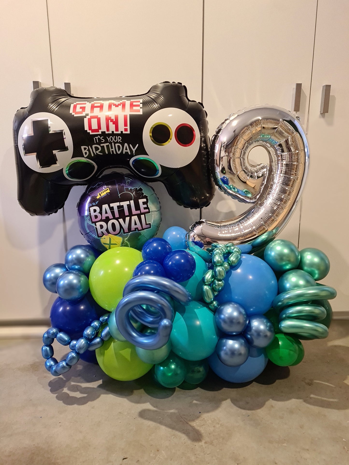 Mid Size Tower Arrangement