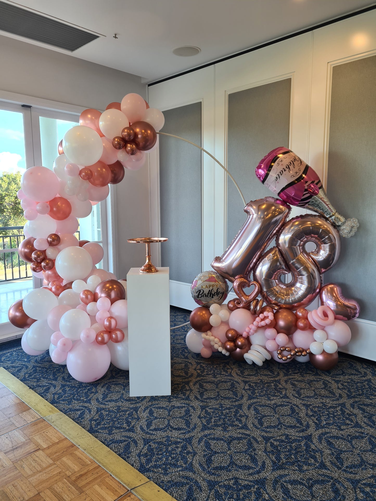 Extra Large Balloon Tower