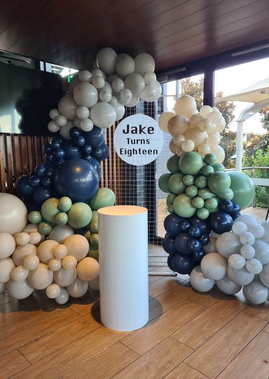 Rectangle White Mesh Wall 2m x 1m